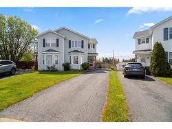 33 Laumann Place  Mount Pearl, NL A1N 5B2