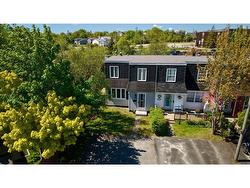 19 Bragg Crescent  Mount Pearl, NL A1N 2N7