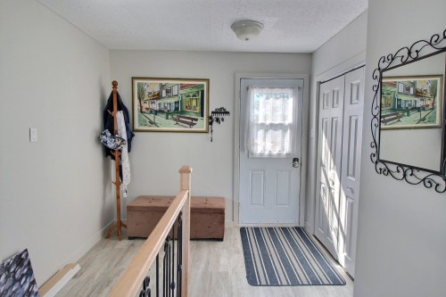 Corridor - 26 Rue Gélineau, Rouyn-Noranda, QC 