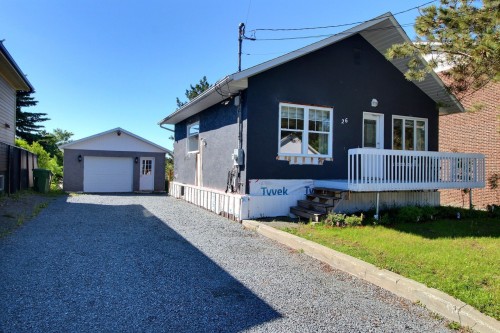Stationnement - 26 Rue Gélineau, Rouyn-Noranda, QC 