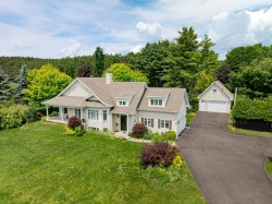 805 Ch. Compton  Bromont, QC J2L 1E8