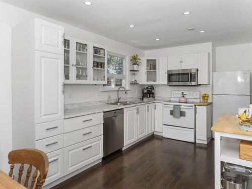 79 Vera Avenue, Thunder Bay, ON 