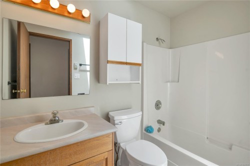 324 Parkway Dr, Campbell River, BC 