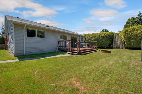 324 Parkway Dr, Campbell River, BC 
