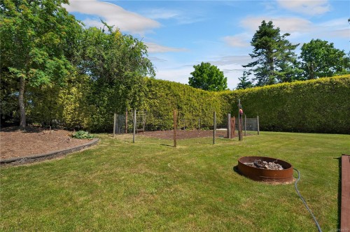 324 Parkway Dr, Campbell River, BC 