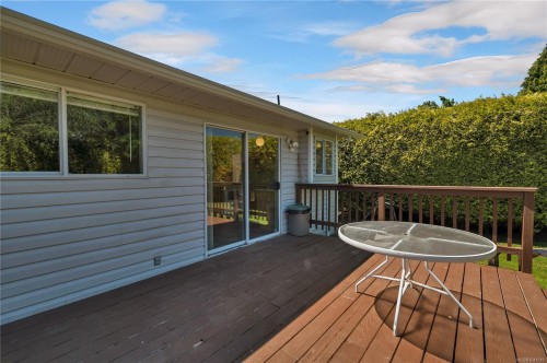 324 Parkway Dr, Campbell River, BC 