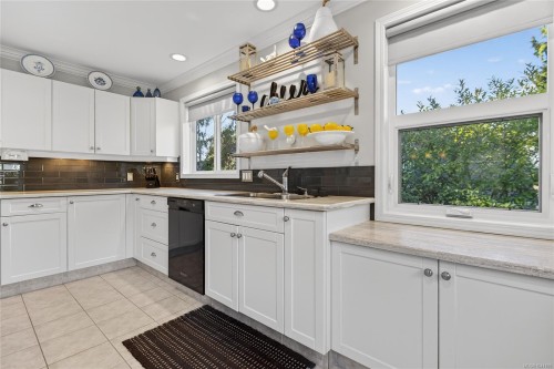 1580 Beaconsfield Cres, Comox, BC 