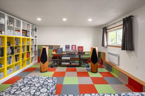11041 Chemainus Rd, Ladysmith, BC 