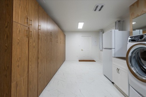 11041 Chemainus Rd, Ladysmith, BC 