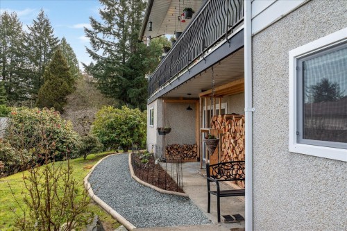 11041 Chemainus Rd, Ladysmith, BC 