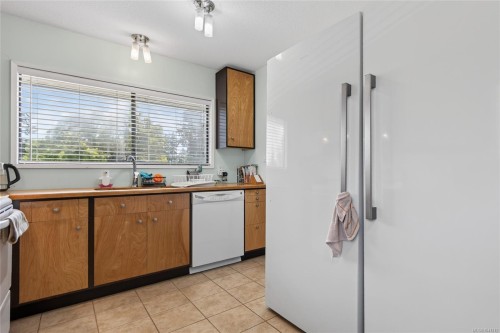 1663 Belair Rd, Comox, BC 