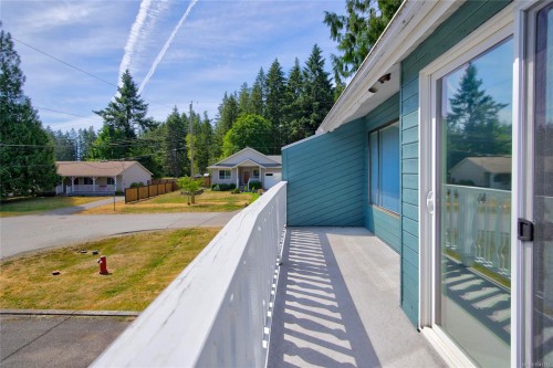 1663 Belair Rd, Comox, BC 