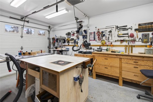 1663 Belair Rd, Comox, BC 