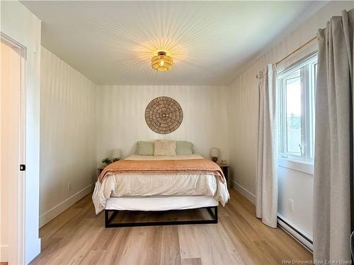 1130 Rockland Dr, Bathurst, NB 