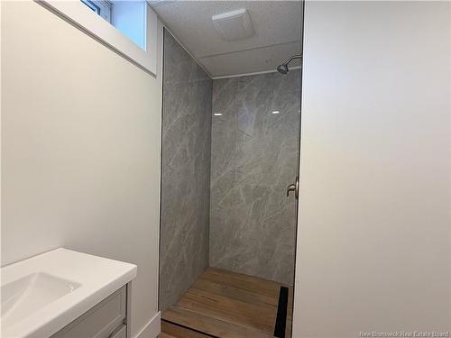 1130 Rockland Dr, Bathurst, NB 