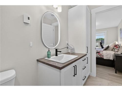 88 Macintosh Blvd, Moncton, NB 