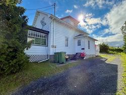 93 39e AVE Edmundston, NB E3V 2X1