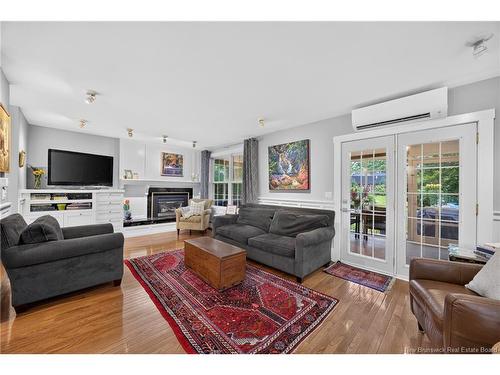 249 Glengarry Pl, Fredericton, NB 