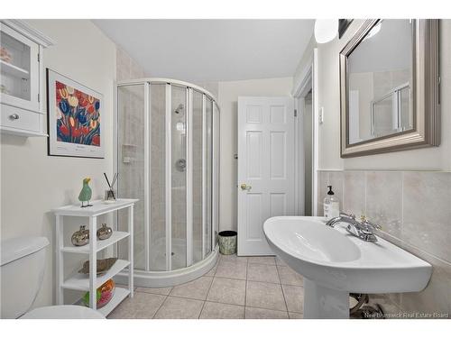 249 Glengarry Pl, Fredericton, NB 