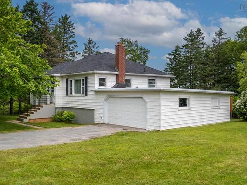 712 Herring Cove Road, Spryfield, NS 