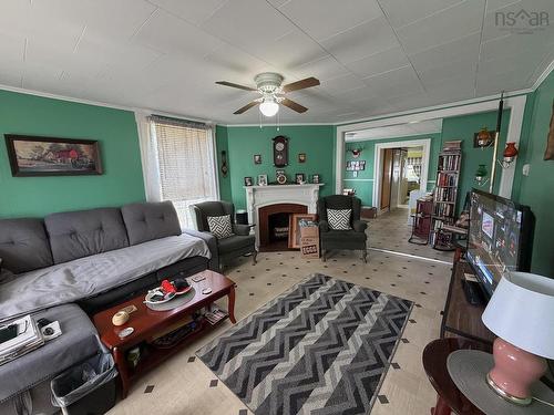 685 Main Street, Yarmouth, NS 