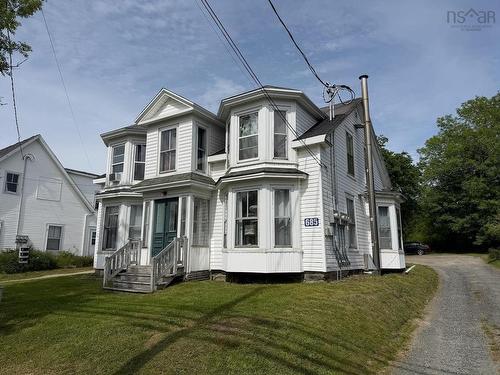 685 Main Street, Yarmouth, NS 