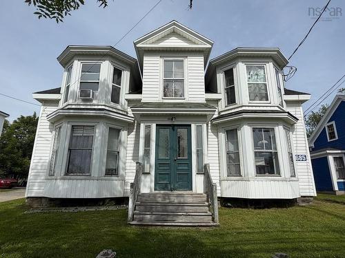 685 Main Street, Yarmouth, NS 