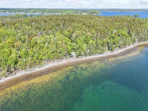 244 Zwicker Island, Indian Point, NS 