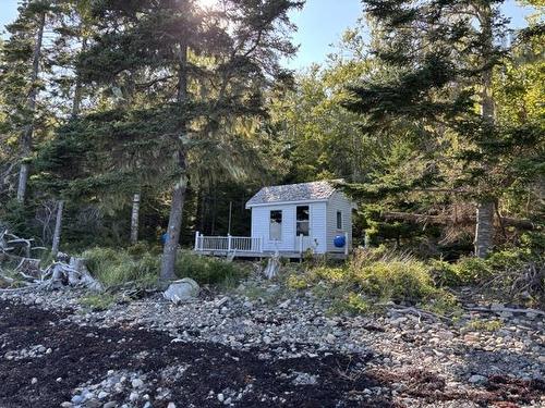 244 Zwicker Island, Indian Point, NS 