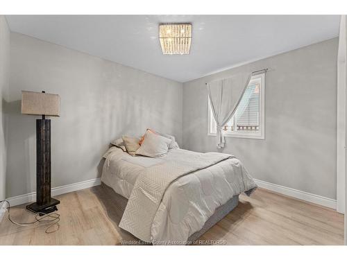 2498 Bernard, Windsor, ON 