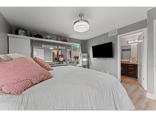2498 Bernard, Windsor, ON 
