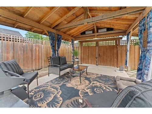 2498 Bernard, Windsor, ON 