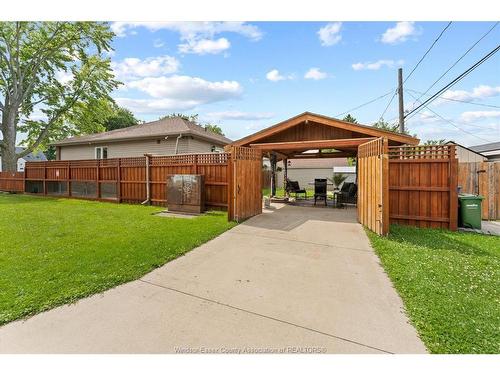 2498 Bernard, Windsor, ON 