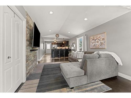 2498 Bernard, Windsor, ON 