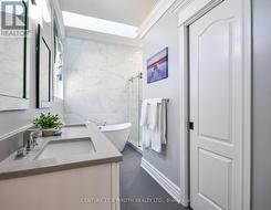 Spa like ensuite! - 
