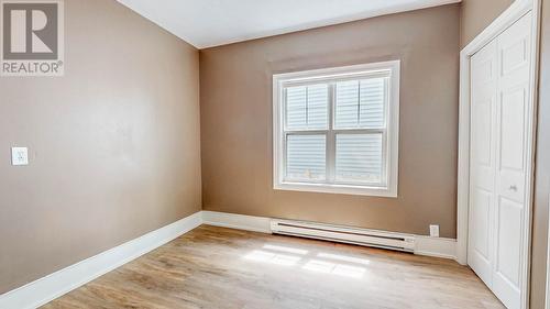 Apt A Bedroom - 8 Blatch Avenue, St. John'S, NL 
