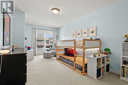 711 Hazelnut Crescent, Ottawa, ON 