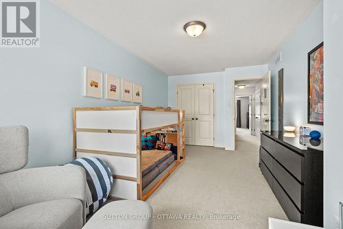 711 Hazelnut Crescent, Ottawa, ON 
