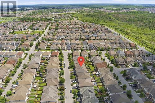 711 Hazelnut Crescent, Ottawa, ON 
