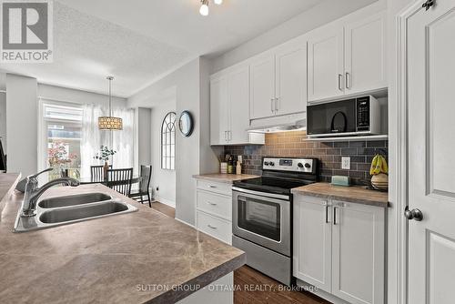 711 Hazelnut Crescent, Ottawa, ON 