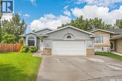 130 Strumm TERRACE  Saskatoon, SK S7M 5V4