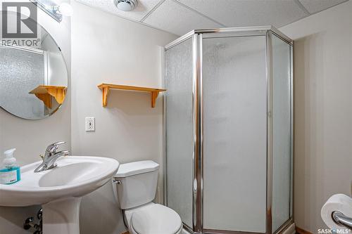 130 Strumm Terrace, Saskatoon, SK 