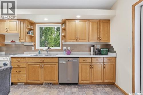 130 Strumm Terrace, Saskatoon, SK 