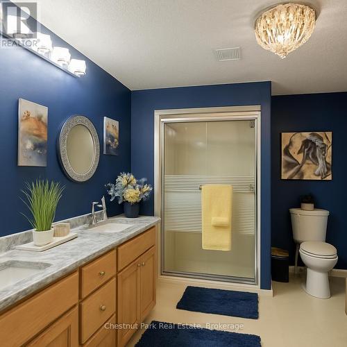 Primary ensuite - 37 Rose Drive, Kearney, ON 