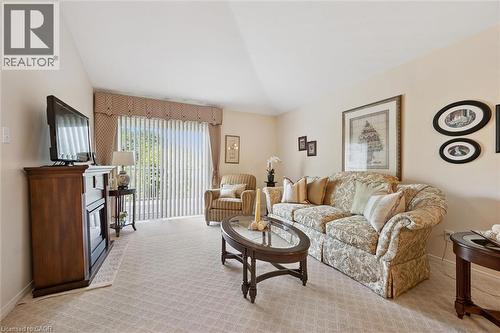 658 Ellesmere Court, Waterloo, ON 