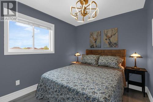 106 Bird Street, Barrie, ON 