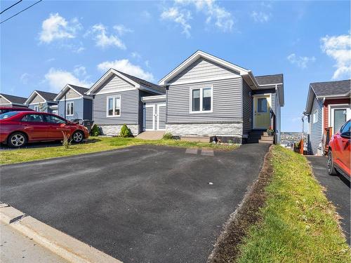 32 Silver Birch Crescent, Paradise, NL 