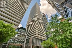 LPH4706 - 50 CHARLES STREET E Toronto, ON M4Y 0C3
