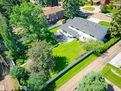 8723 137 ST NW  Edmonton, AB T5R 0C5