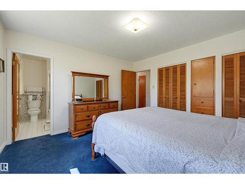 8723 137 St Nw, Edmonton, AB 